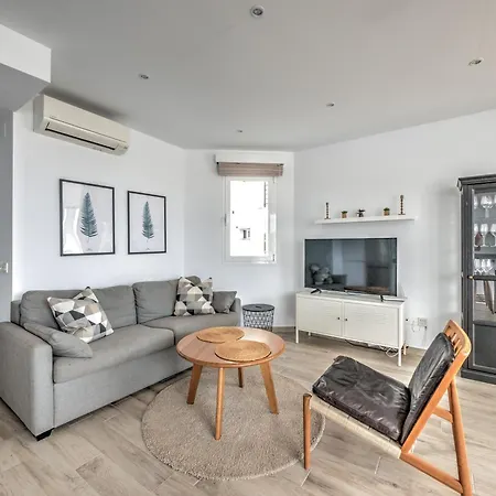 Apartment Modern With Location Parador, *